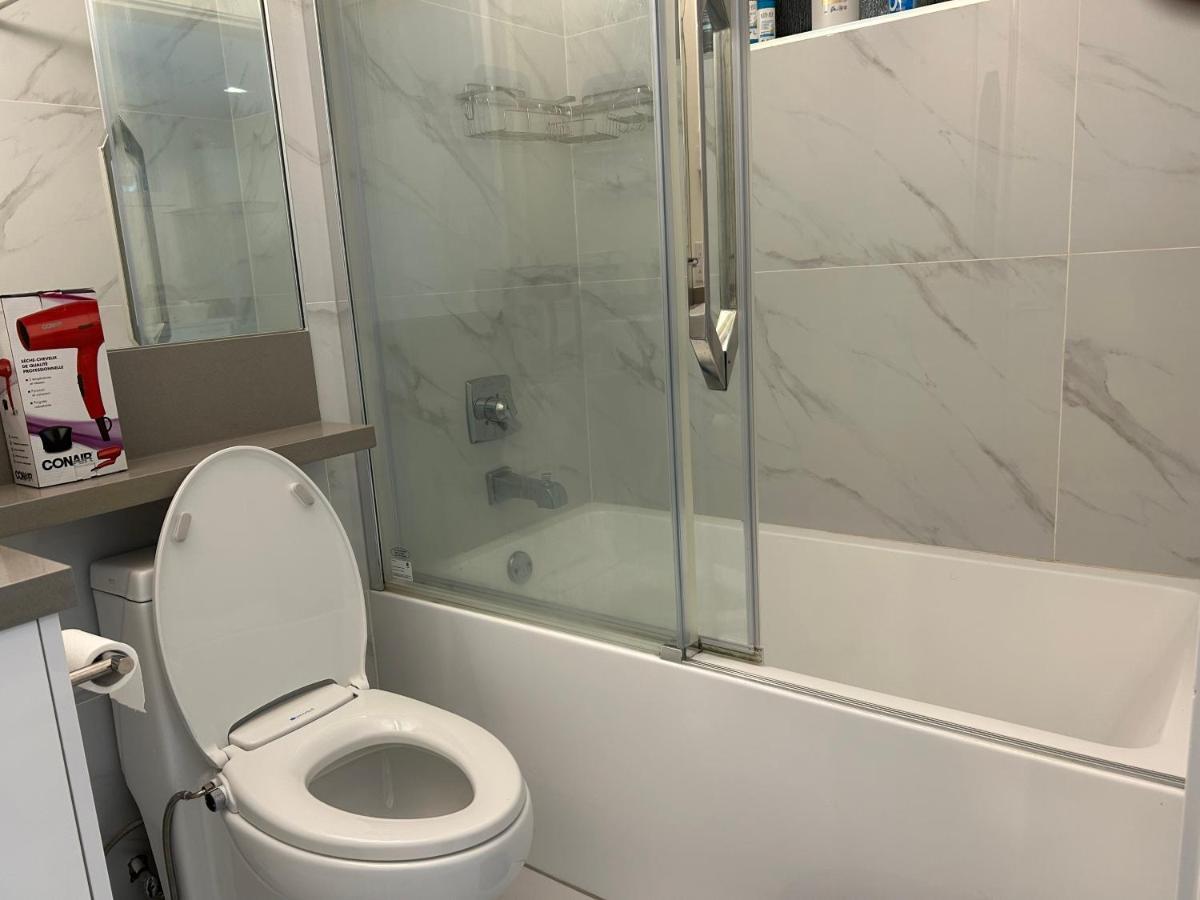 Milano Luxury Suites Vancouver Zewnętrze zdjęcie
